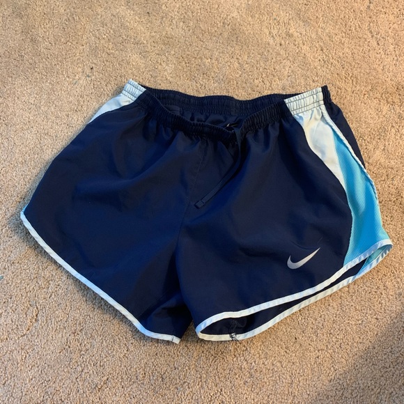 Nike running shorts!! - Picture 3 of 5